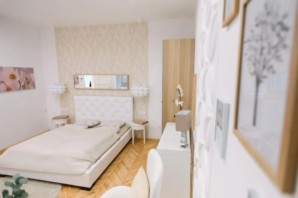 Stylish Apartment At Parliament 布达佩斯 0*,